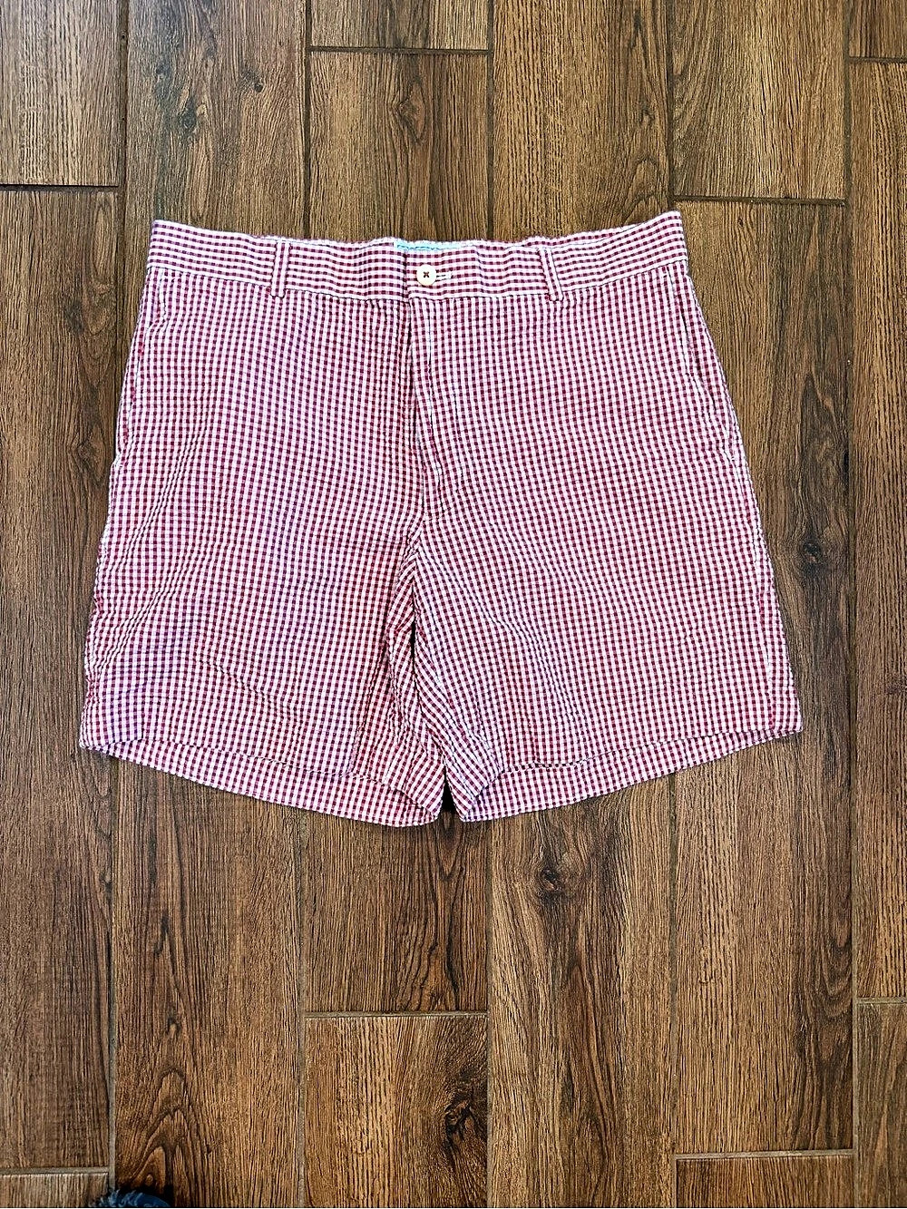 Southern Tide seersucker Skipjack Men's Shorts 7” pockets Red & White / men’s 36